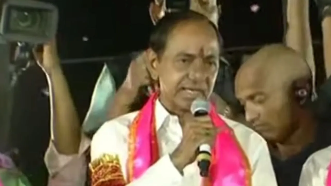 KCR Comments on PM Modi: పాకిస్థాన్ పేరు చెప్పి ఎమోషనల్ బ్లాక్ మెయిల్ చేస్తున్నారు: కేసీఆర్