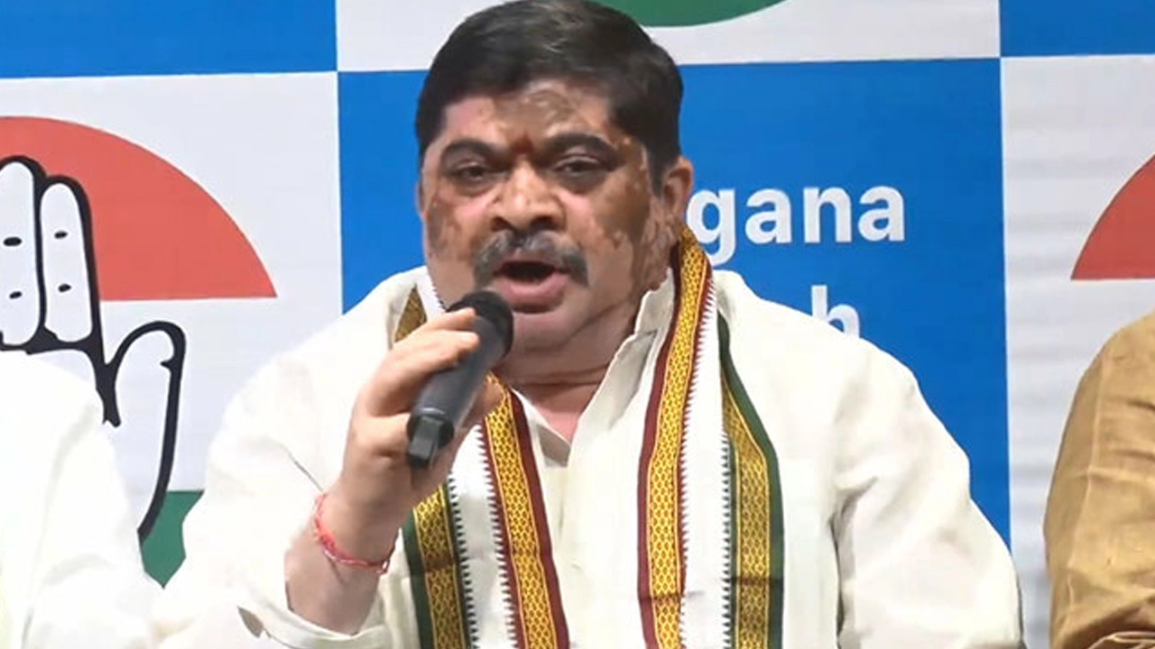 Ponnam Comments on BJP: బీజేపీ దిగజారింది.. పదేళ్లు ఏం చేశారంటూ: మంత్రి పొన్నం ప్రభాకర్
