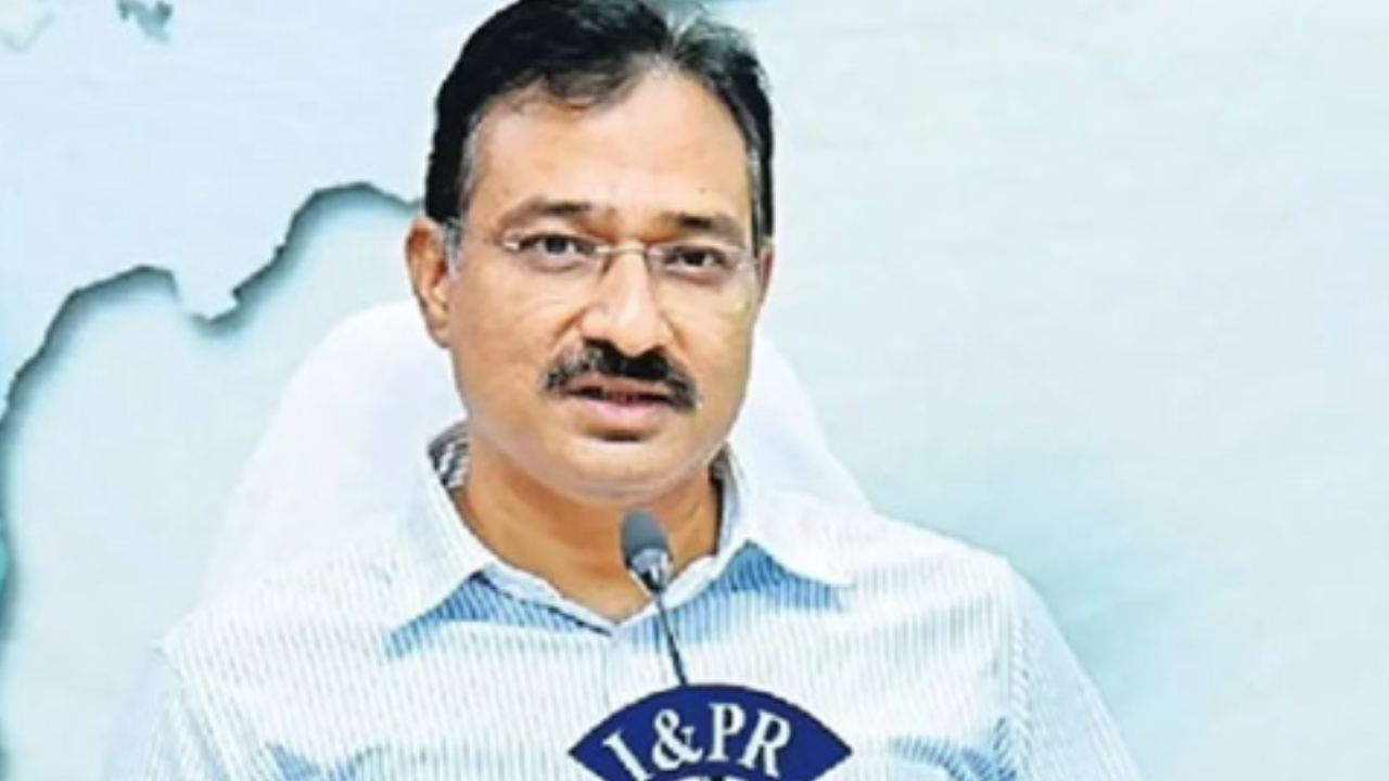 AP Elections: ఏపీలో పోస్టల్ బ్యాలెట్ వినియోగించుకున్న వారి సంఖ్య ఎంతంటే ?
