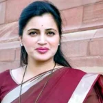 Navaneet Kaur: తెలంగాణలో ఒకప్పటి హీరోయిన్ ప్రచారం