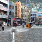 Weather Updates: బెజవాడను ముంచెత్తిన వాన.. నేడు కూడా..