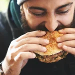 Risks Of Fast Eating: భోజనం త్వరగా  చేస్తే ఎంత ప్రమాదమో తెలుసా..?