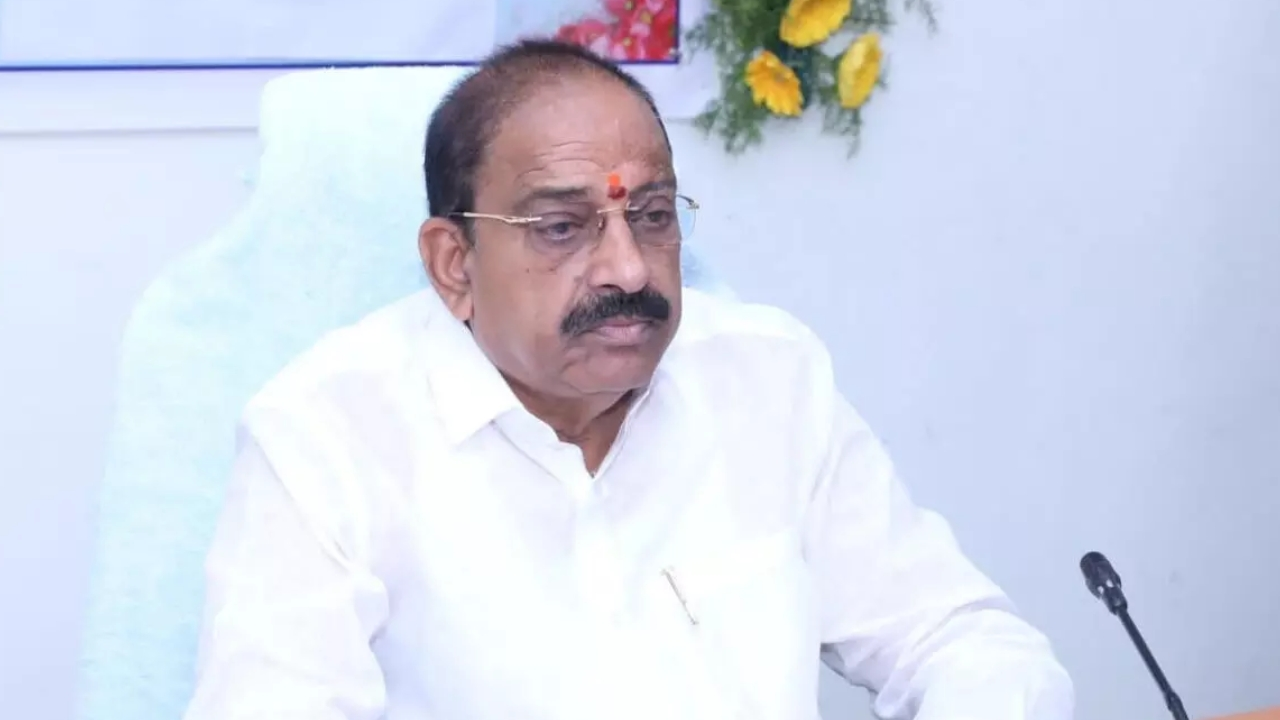 Rachana Banerjee Apologised: క్షమాపణలు కోరిన నటి, ఎంపీ రచన.. కావాలని అలా చేయలేదంటూ..