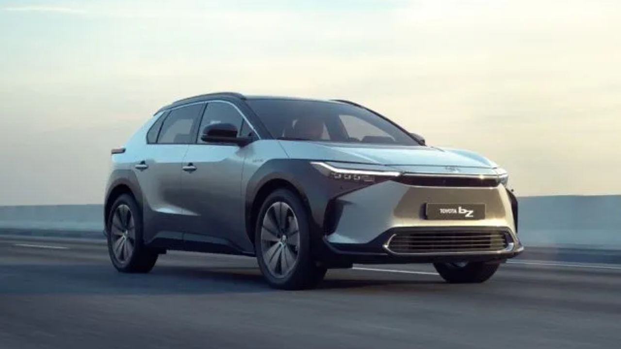 2024 Upcoming Toyota Cars: టయోటా నుంచి మూడు కొత్త కార్లు.. ఫీచర్లు చూస్తే ఉంటది బాసు.. లాంచ్ ఎప్పుడంటే..?