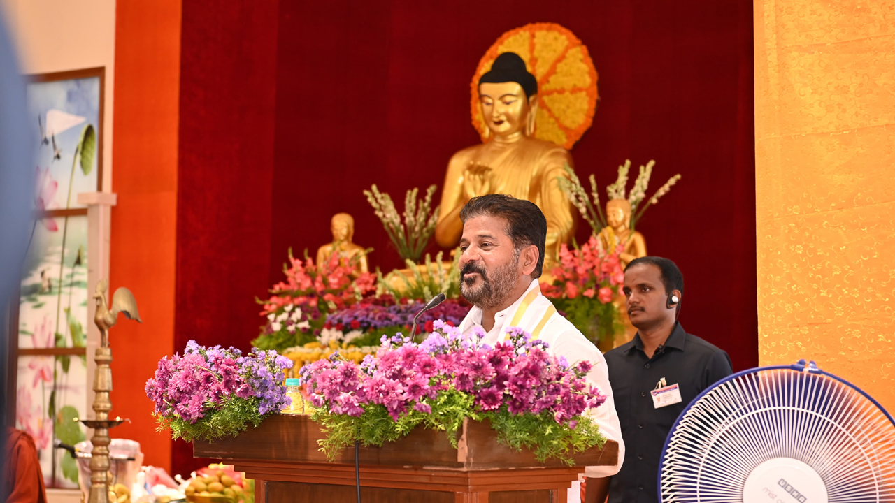 MK Meena chit chat: మాచర్ల వీడియో ఎలా బయటకు వచ్చిందో తెలీదన్న సీఈఓ.. సజ్జల, అంబటి రియాక్షన్ ?