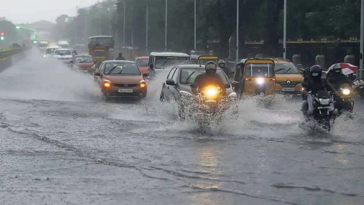 Telugu States Weather Update: మరో 5 రోజులు కుండపోతే.. నేడు ఈ జిల్లాలకు భారీ వర్షసూచన..!