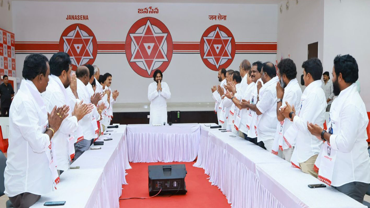 iOS 18 Feature: గుడ్ న్యూస్‌.. ఐఓఎస్‌ 18 వచ్చేస్తోంది.. ఐఫోన్ ఇక రేసు గుర్రమే..!