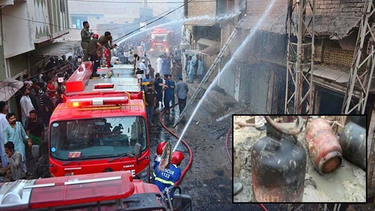 Gas Cylinder Explosion : పేలిన గ్యాస్ సిలిండర్.. ఐదుగురు మృతి